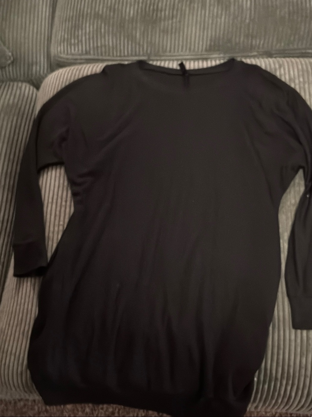 Classic Black Long-Sleeve Women's Tee